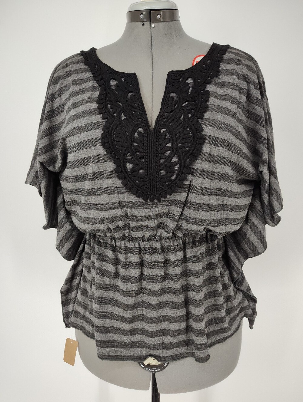 Byer California Women's Gray and Black Striped Crochet-Trim Blouse Size Large